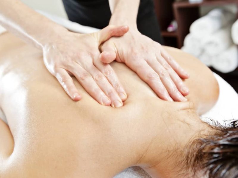 massage upper back